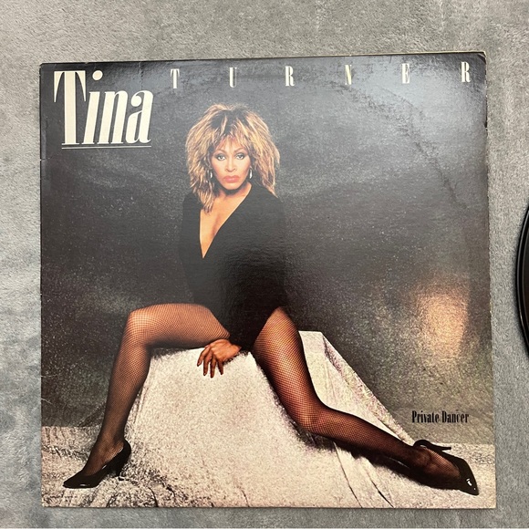 Tina Turner ‎– Private Dancer  LP 1984 Capitol Records ‎– ST-12330 - Picture 2 of 10
